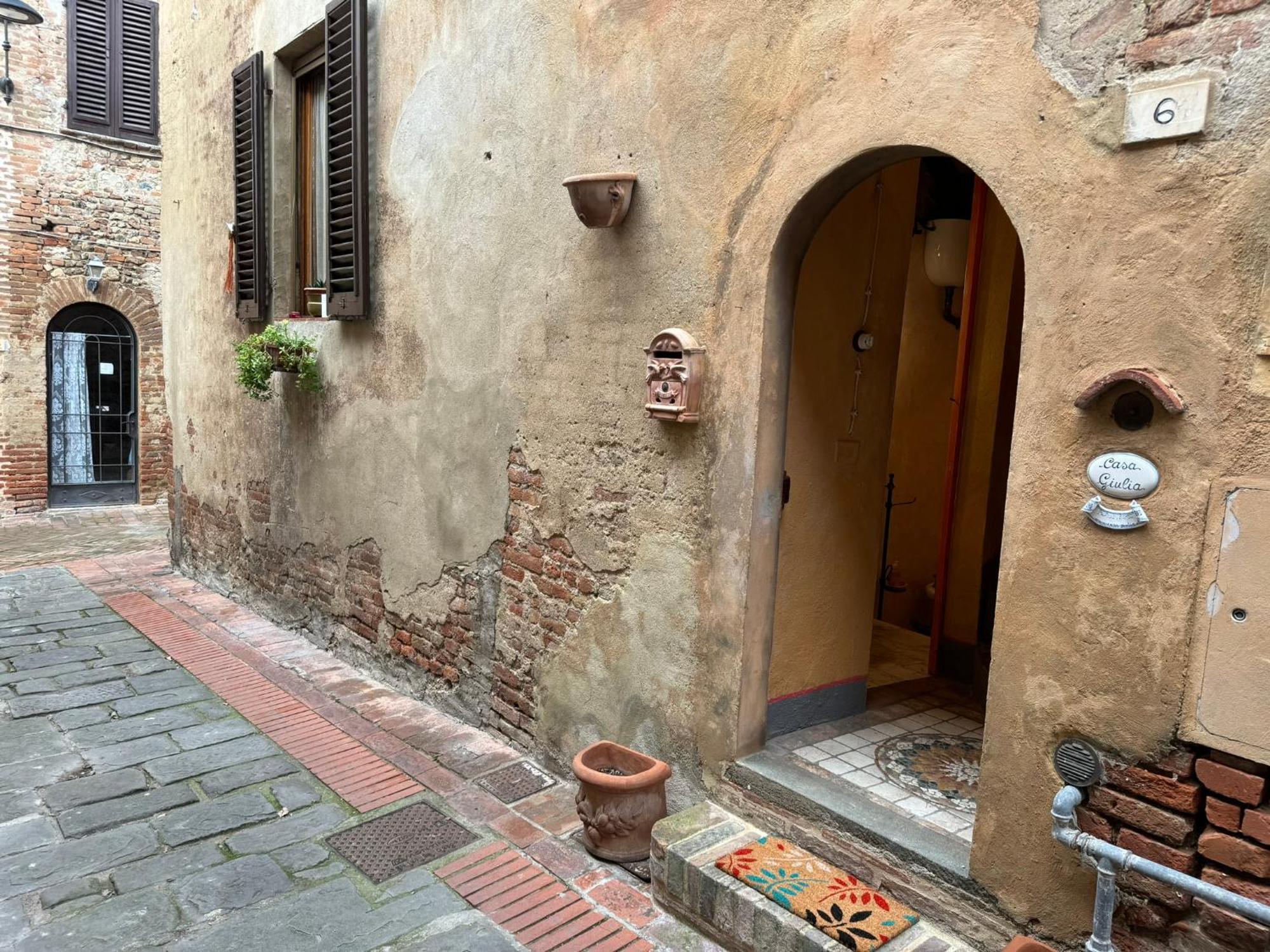 Casa Giulia, Il Gioiello Del Borgo Apartment Certaldo Exterior photo